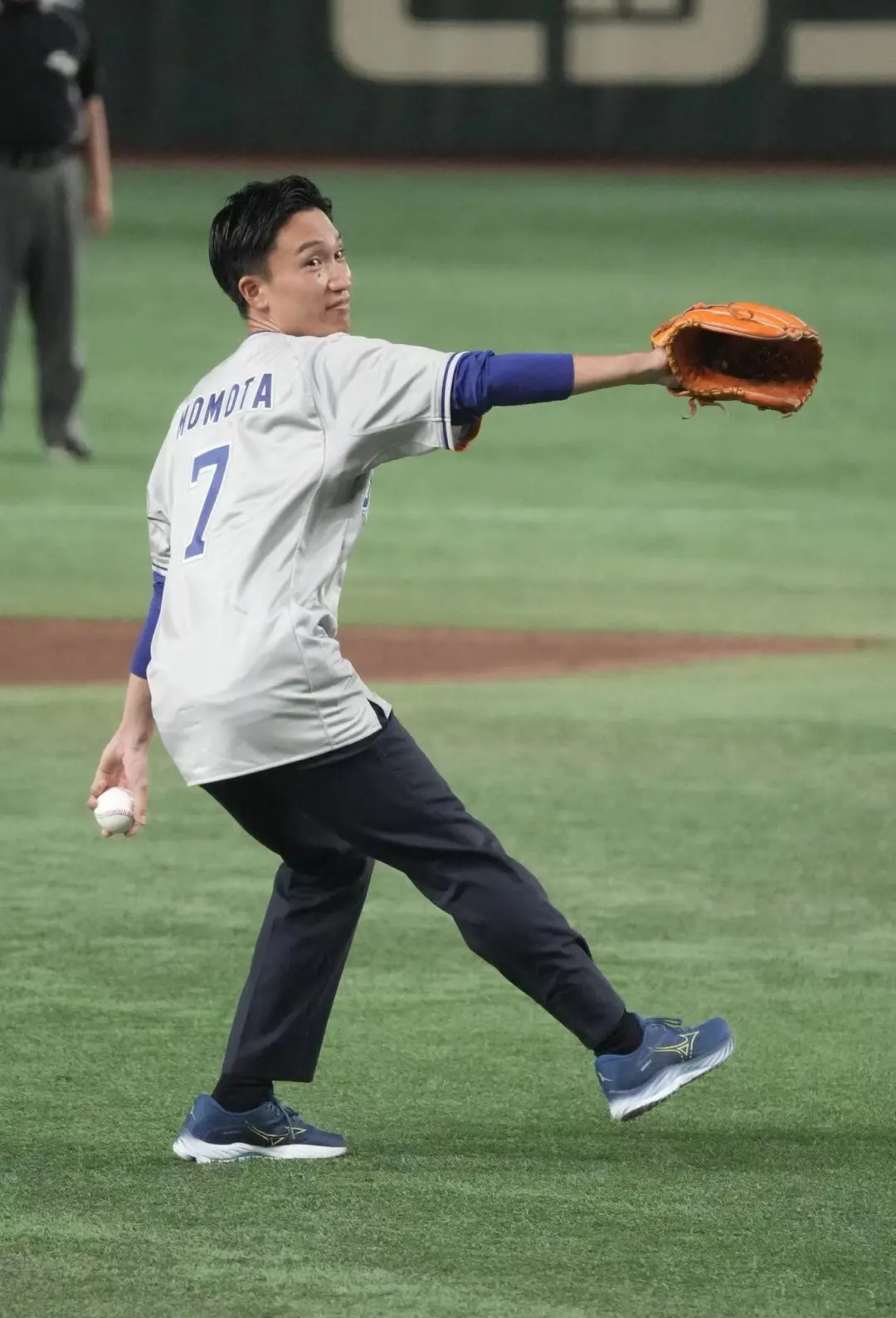 爱游戏APP-关于泰国队完胜印尼队，桃田贤斗关键制胜的信息