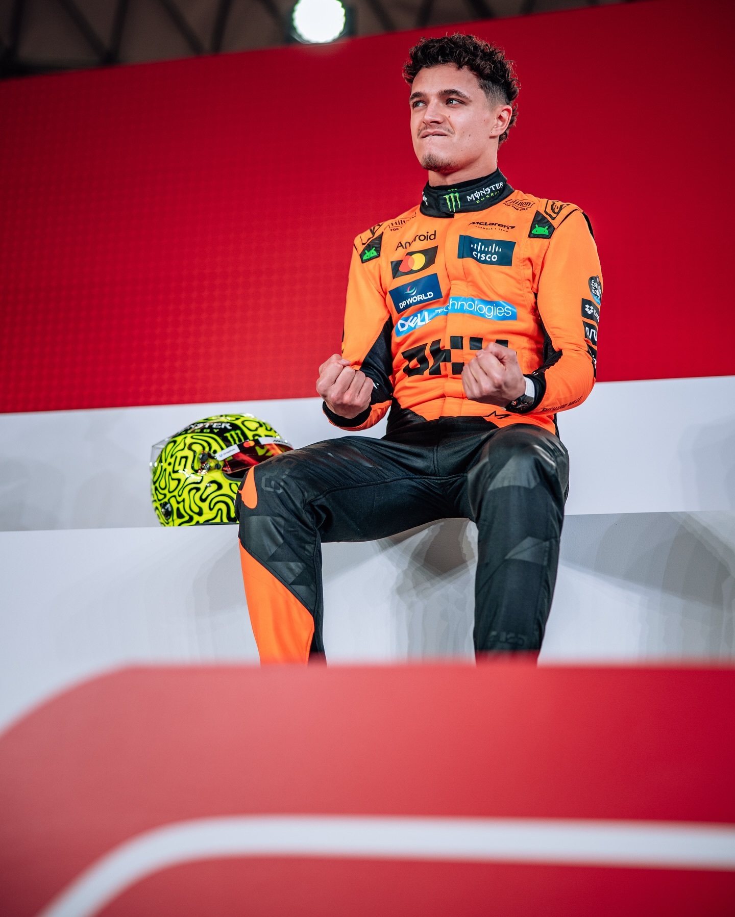 雷诺车队逆转索伯车队，汉密尔顿惊艳四座