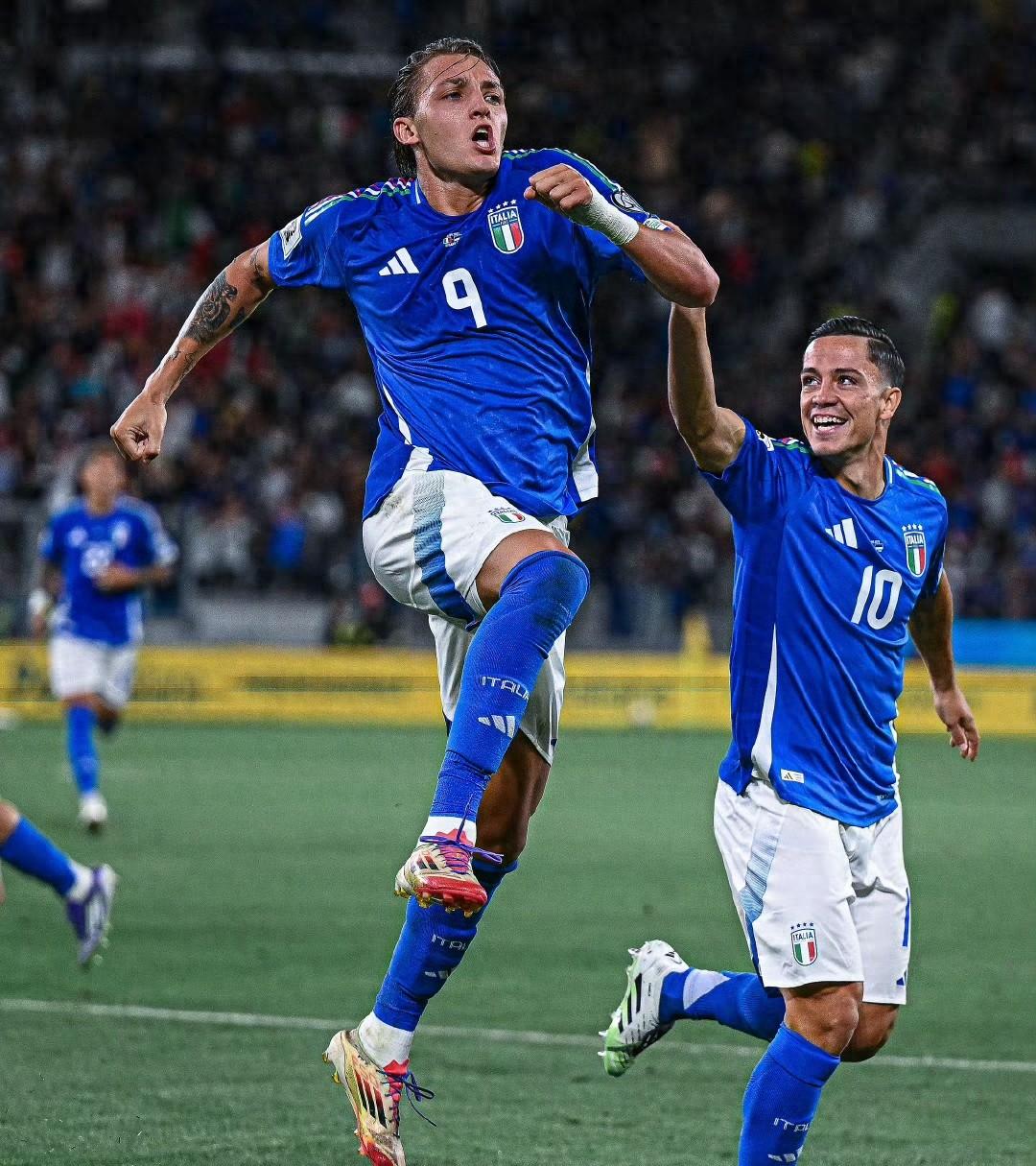 瑞典队斩获三分,稳坐欧洲杯小组第一 瑞典队斩获三分,稳坐欧洲杯小组第一