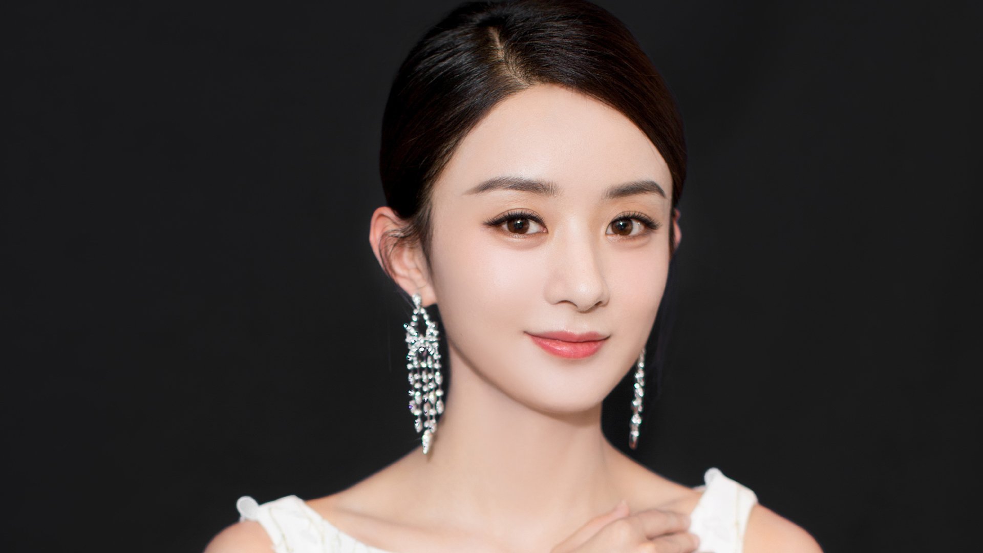 贝恩天书难破译，深圳疾风骤雨式降维打击令老鹰完全失语