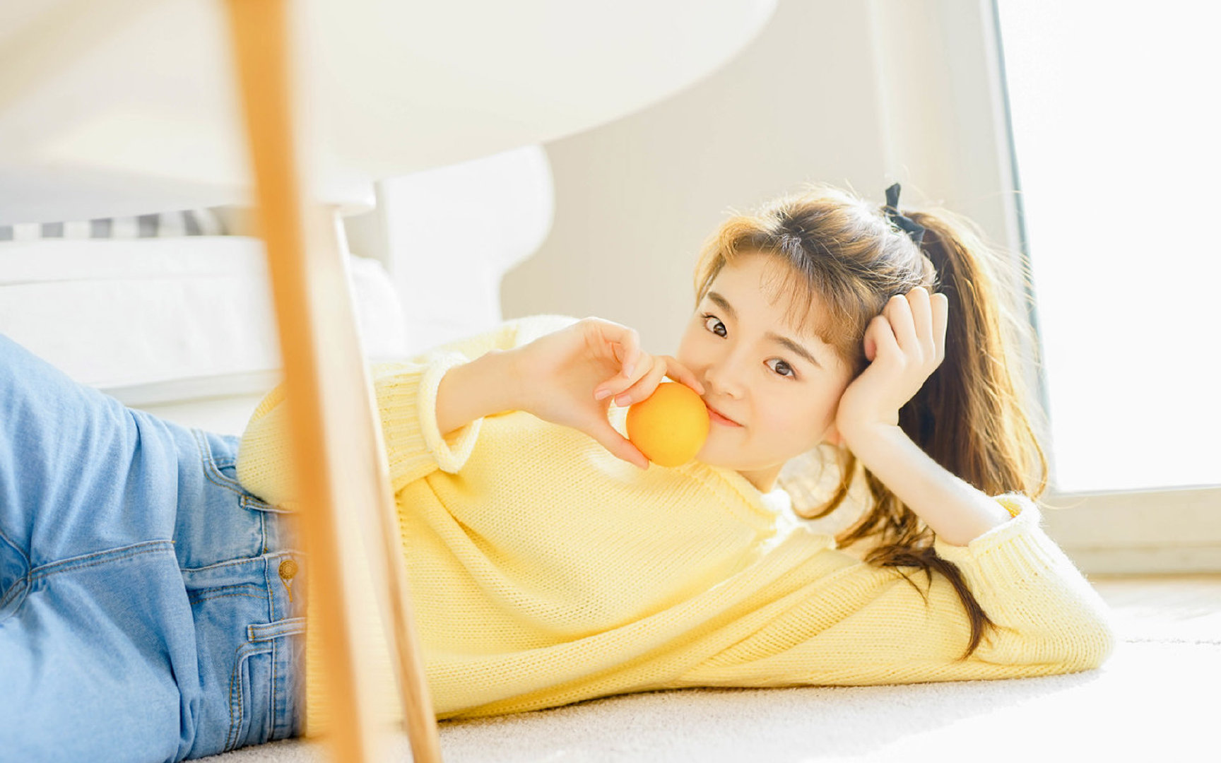 爱游戏tv-这是一篇为您定制的、具有唯一性视角的文章。文章从一个独特的叙事角度切入，构建了一个跨越时空的足球人物弧光