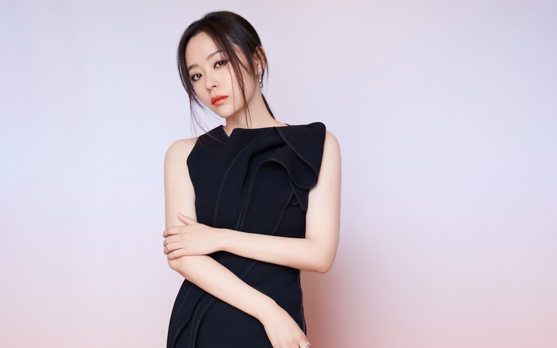 爱游戏官方-里斯本的黄昏与黎明，当维尼修斯的闪电撕裂曼谷的钢铁防线